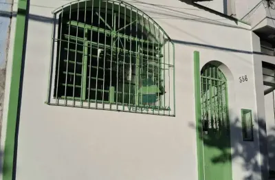 Casa comercial com 4 salas para alugar na Avenida São João, 1, Centro, Atibaia