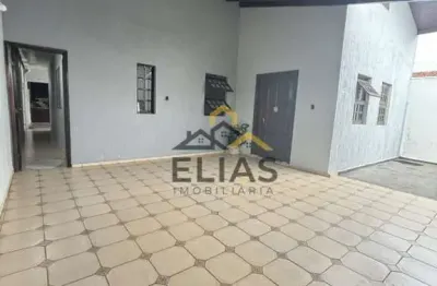 Casa com piscina, próximo a avenida cruzeiro do sul disponível para venda, aceita financiamento!