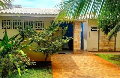 Casa de poeta – 3/4 (1 suíte), varandão, 500m do mar , lazer completo 