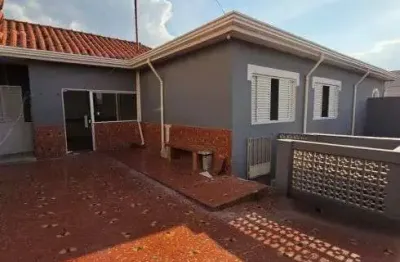 Imóvel para aluguel e venda com 300 metros quadrados com 4 quartos