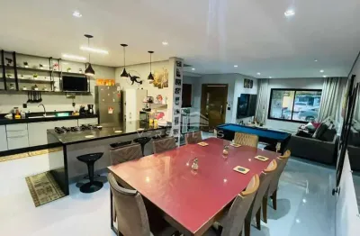 Casa com 3 quartos à venda na Avenida Prefeito Chiquilito Erse, 4102, Rio Madeira, Porto Velho