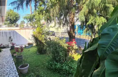 Casa terrea , ampla, próxima avenida arthur bernardes .  Ótima para retrofit