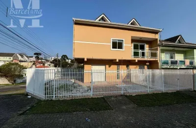 Sobrado com loja de esquina. novo jardim e 05 vagas cobertas. ótima localização. permuta.