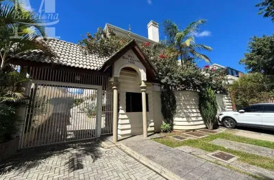 Casa alto padrão - 207 m² em condomínio fechado à venda - bacacheri- 04 dormitórios e 05 banheiros.