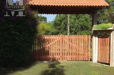 Chácara em campo largo, com 2 casas, salão de festas, piscina, tanques de peixes e áreas de lazer