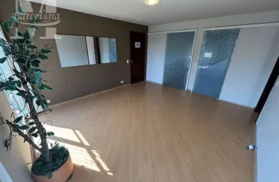 Casa de esquina , comercial e ou residencial.   entre seminário e los angeles. ótima localização.