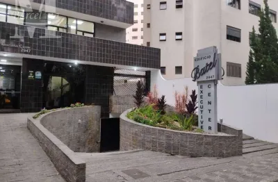 Sala comercial à venda no batel / água verde. ed. batel executive center. 45 m². prox. clube curitibano.