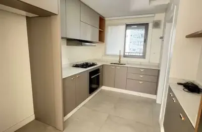 Apartamento com 3 quartos para alugar na Rua 500, 902, Centro, Balneário Camboriú