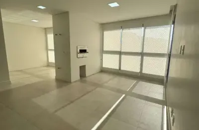 Apartamento com 3 quartos para alugar na Rua 500, 902, Centro, Balneário Camboriú