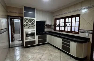 Vende-se sobrado em jardim morada do sol, indaiatuba, sp.  3 quartos, uma suite, 2 vagas de garagem