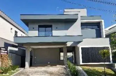 Casa de Luxo no Swiss Park em Campinas-SP: 4 quartos, 4 suítes, 3 salas, 5 banheiros, 4 vagas - 230m². Venha conferir!