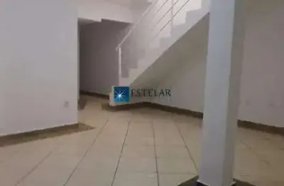 Ótimo sobrado para locação com uma linda vista localizado na vila suíssa