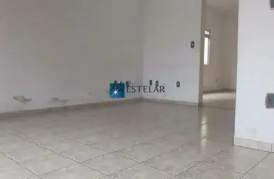 Casa com 3 quartos para alugar no Jardim São Pedro, Mogi das Cruzes 