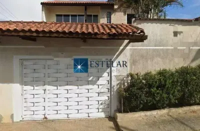 Lindo sobrado para locação - 3 dormitórios (1 suite) e 2 vagas - vila brasileira - mogi das cruzes/sp