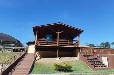 Casa comercial para alugar no Parque Agrinco, Guararema 