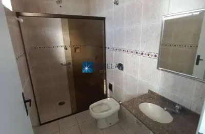 Casa com 3 quartos para alugar no Centro, Mogi das Cruzes 