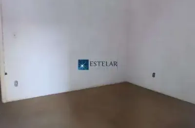 Casa com 2 quartos para alugar no Centro, Mogi das Cruzes 