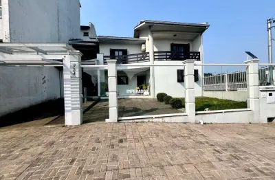 Casa com 3 quartos para alugar na rua angelo frare, 724, são luiz, caxias do sul por r$ 5.500