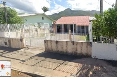 Casa com 3 quartos à venda na rua girassol, 107, praia de fora, palhoça por r$ 500.000