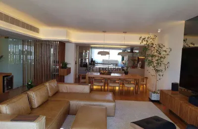 Espetacular apartamento no leblon com 3 suítes, 2 vagas totalmente reformado e mobiliado!