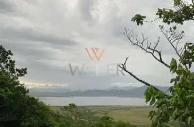 Terreno à venda na Praia da Silveira, Garopaba 