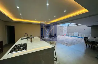 Casa com 6 quartos à venda no santa mônica, uberlândia , 295 m2 por r$ 1.650.000
