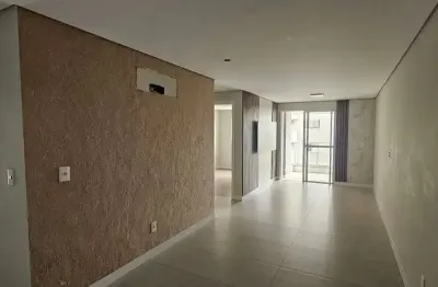 Excelente apartamento de 2 dormitórios sendo uma suíte no bairro são joão em itajaí sc