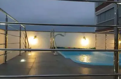 Apartamento diferenciado de 2 dormitórios sendo uma suíte mobiliado com piscina privativa no bairro são joão em itajaí sc