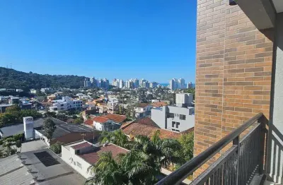 Excelente apartamento de 2 dormitórios sendo uma suíte próximo a praia brava