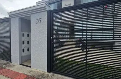 Excelente apartamento de 2 dormitórios sendo uma suíte no bairro são joão em itajaí sc