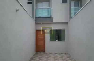 Sobrado com 02 dormitórios para venda na vila araguaia