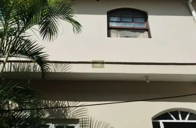 Casa com 03 dormitórios para venda na vila leopoldina