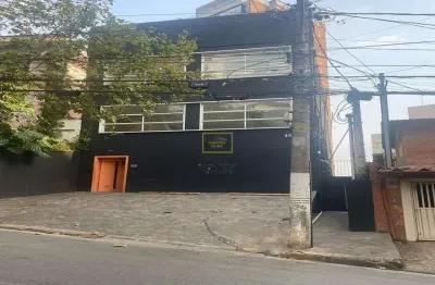 Prédio comercial com 2 andares para locação no sumarezinho