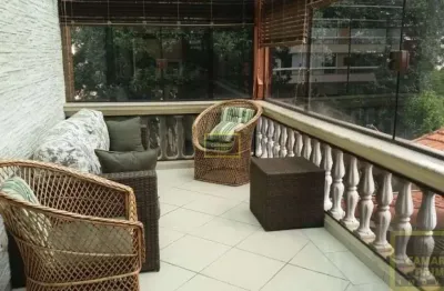 Casa comercial com 14 salas para alugar na Rua Airosa Galvão, 151, Água Branca, São Paulo