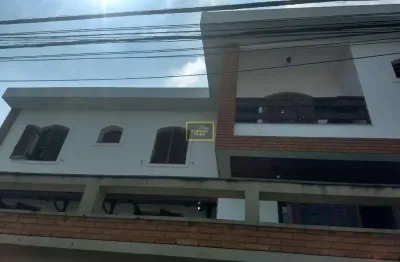 4 dormitórios sendo 3 suites ,4 vagas de garagem cobertas.