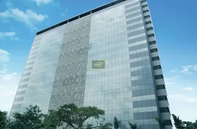 Sala comercial com 4 salas para alugar na Rua Luiz Seráphico Júnior, 511, Jardim Caravelas, São Paulo