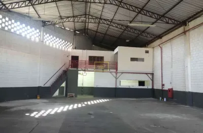 Barracão / Galpão / Depósito com 3 salas para alugar na Avenida César Simões, 381, Jardim Henriqueta, Taboão da Serra