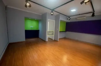Casa comercial com 10 salas à venda na Rua Pero Neto, 228, Saúde, São Paulo