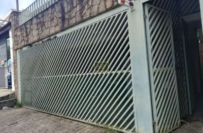 Casa com 2 quartos à venda na Rua Maracanã, 142, Vila Ipojuca, São Paulo