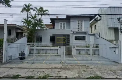 Casa comercial com 13 salas para alugar na Rua Brigadeiro Gavião Peixoto, 73, Lapa, São Paulo