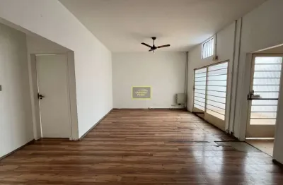 Casa comercial com 6 salas para alugar na Rua Luís Gama, 124, Cambuci, São Paulo