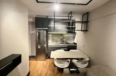 Apartamento mobiliado e com uma vaga de garagem para alugar em pinheiros