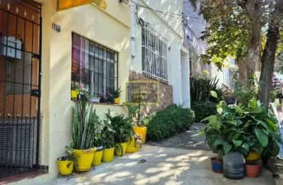 Casa com 02 dormitórios para alugar no ipiranga vila dom pedro