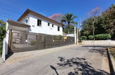 Casa comercial com 10 salas para alugar na Rua Miguel Cabrera, 43, Sumaré, São Paulo