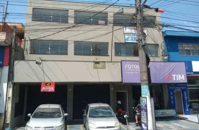 Casa comercial com 10 salas para alugar na Avenida Carlos Lacerda, 191, Pirajussara, São Paulo