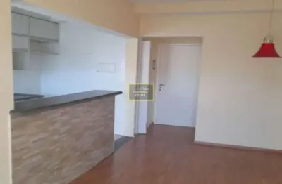 Apartamento com 51 metros, andar alto, para venda em bela vista