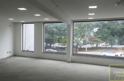 Casa comercial para alugar na Rua Henrique Schaumann, 730, Pinheiros, São Paulo