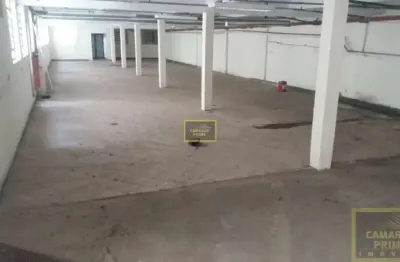 Galpão industrial/comercial completo com 1.226 m² e localização premium