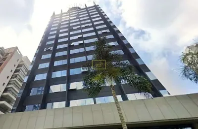Conjunto comercial na Vila Mariana próximo ao metrô Ana Rosa