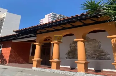 Casa comercial com 8 salas para alugar na Rua Catão, 828, Vila Romana, São Paulo